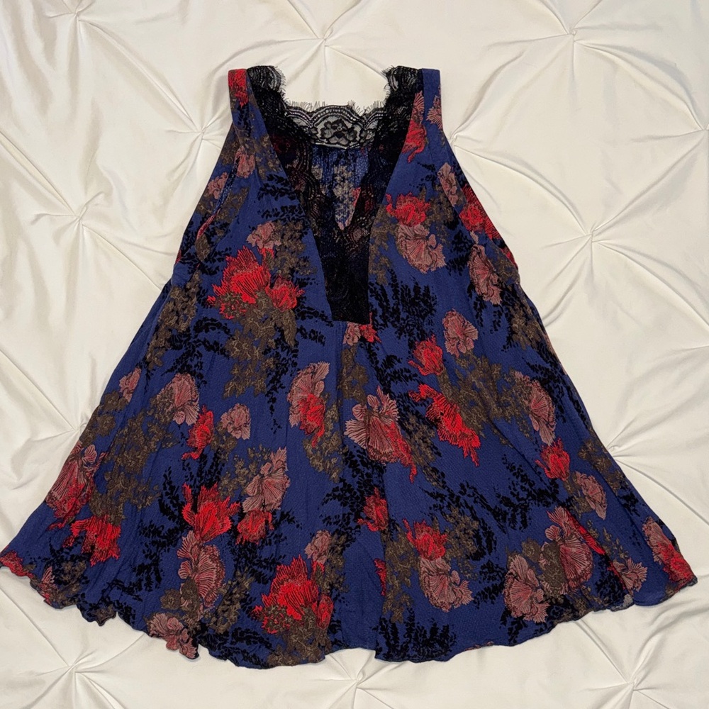 Intimately Free People Lace Floral Sleeveless Top • Boho Chic • Black Lace